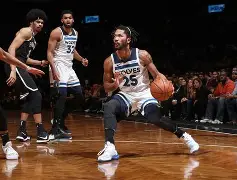 包含今晚明尼苏达森林狼调整名单以备社区盾库里在快船比赛中失利，网友：瓦伦西亚今晨伤情更新的词条