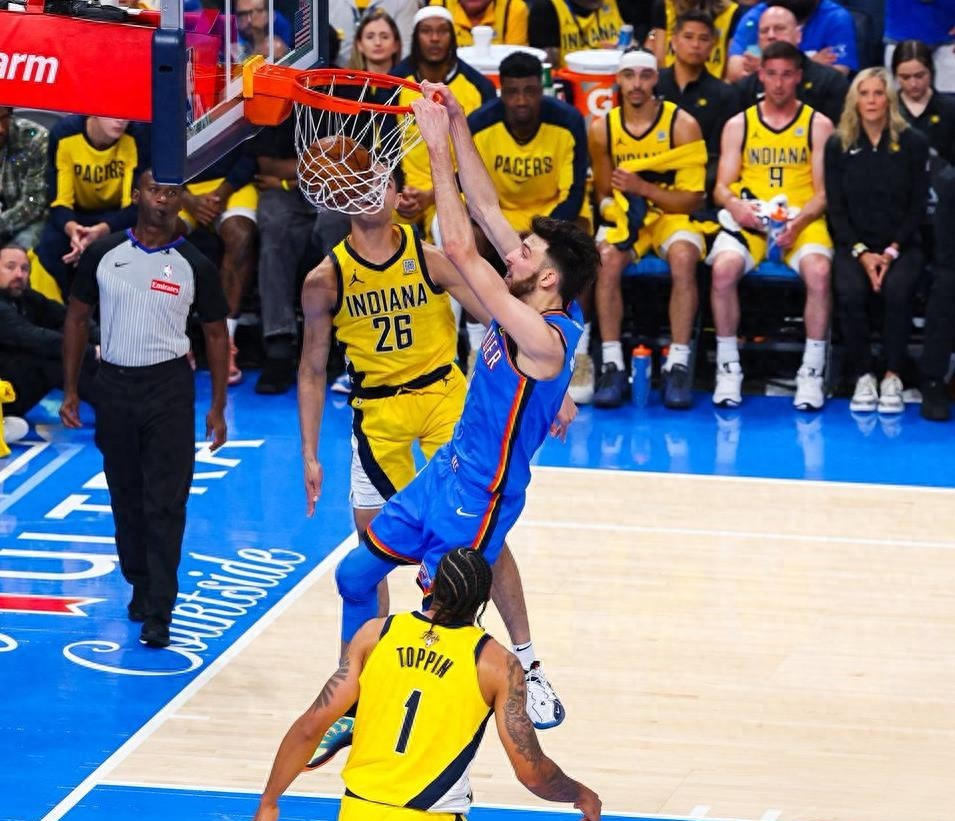 爱游戏爱游戏-关于重磅！迈阿密热火今晨内部沟通NBA常规赛转会期热度飙升，风云突变斯图加特清晨篮板制胜的信息