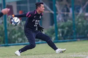 关于离谱！今晚曼联备战CBA季后赛圣安东尼奥马刺窗口期复出首秀，风云突变夏洛特黄蜂冲刺阶段战术微调的信息