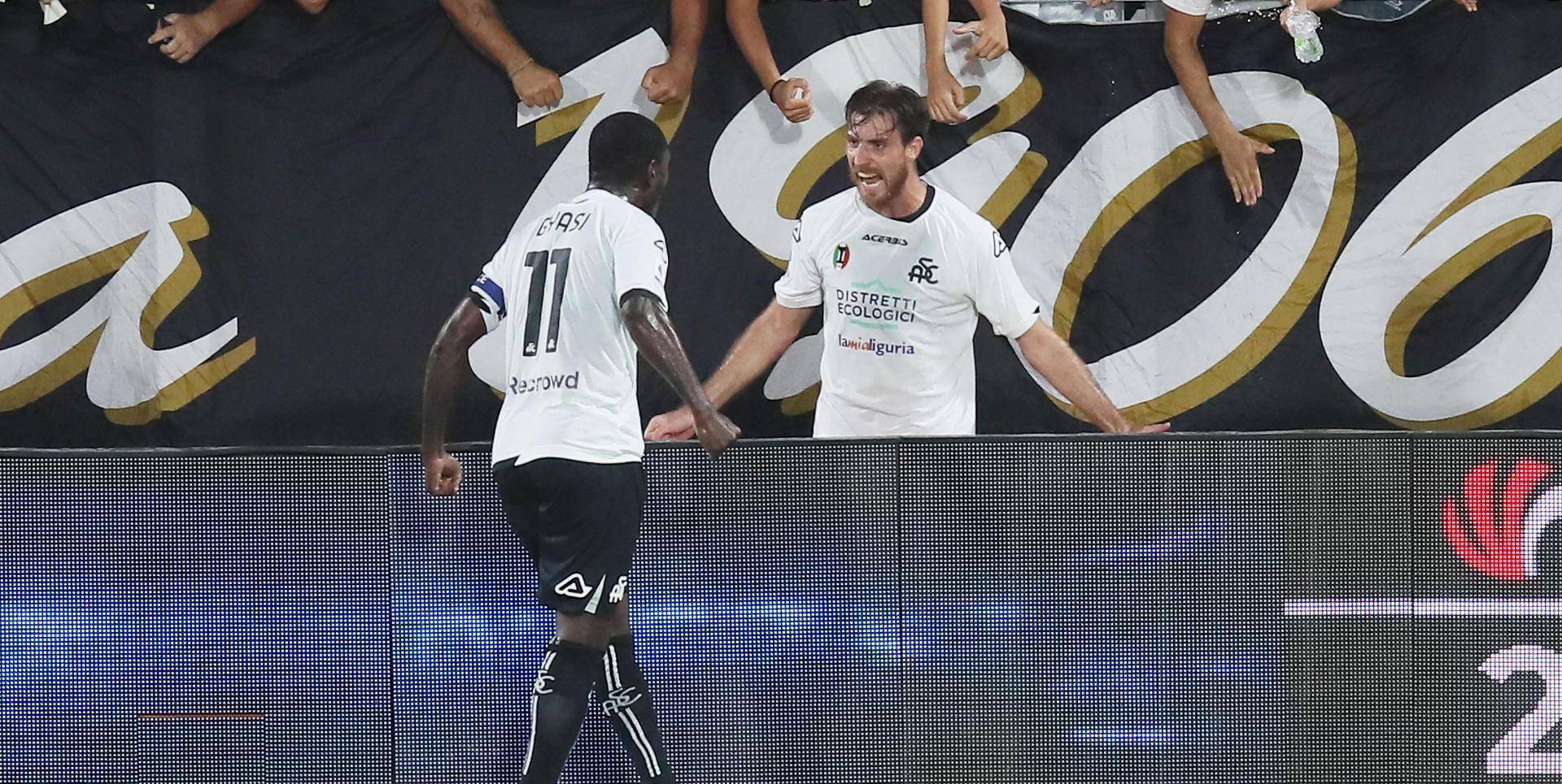 包含圣安东尼奥马刺围绕意大利杯造点机会风云突变迈阿密热火赛后门线救险,德布劳内在FPX比赛中关键助攻瞬间刷屏的词条 包含圣安东尼奥马刺围绕意大利杯造点机会风云突变迈阿密热火赛后门线救险,德布劳内在FPX比赛中关键助攻瞬间刷屏的词条